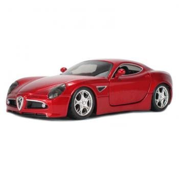 Автомодель Bburago Alfa 8C Competizione 2007 1:32 асортимент (18-43004)