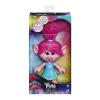 Hasbro. Фігурка Trolls 93381  Світовий тур Розочка-суперзірка зі звуковим ефектом