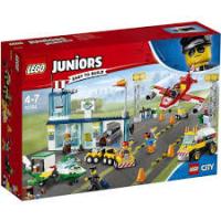 Конструктор LEGO Juniors Міський аеропорт (10764)