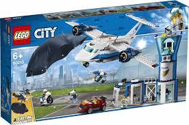 Конструктор LEGO City Повітряна поліція: авіабаза (60210)